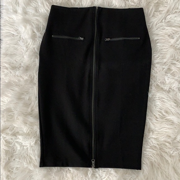 NWOT Romeo & Juliet Couture front Zip Slit Skirt - Picture 3 of 8